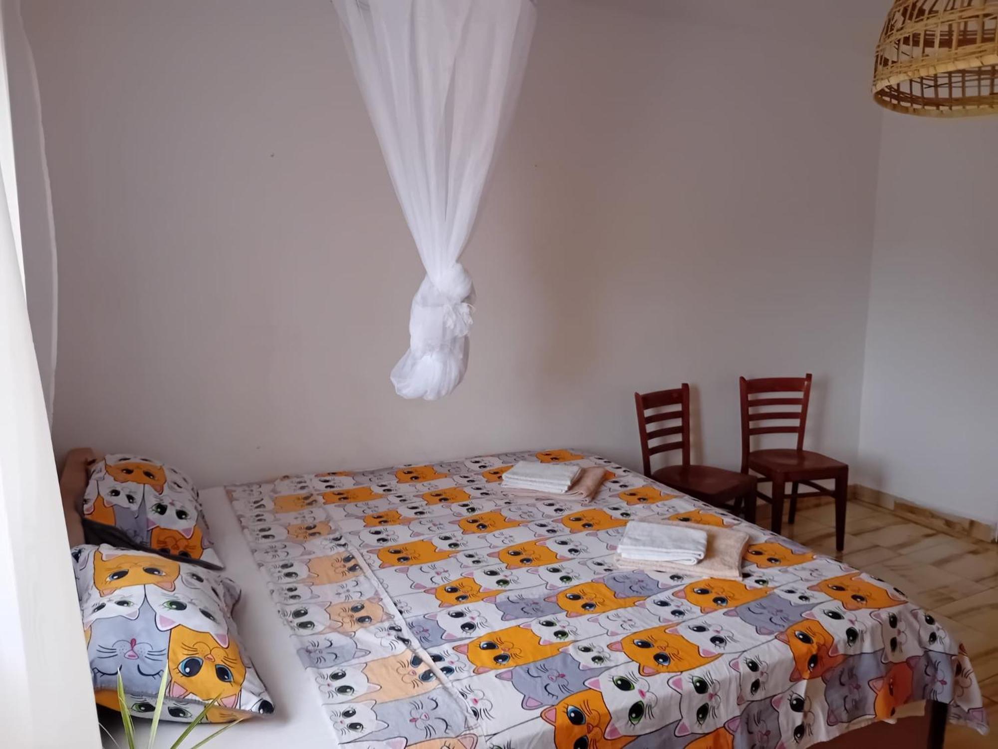 Fhs Foundation House Bijilo Bagian luar foto