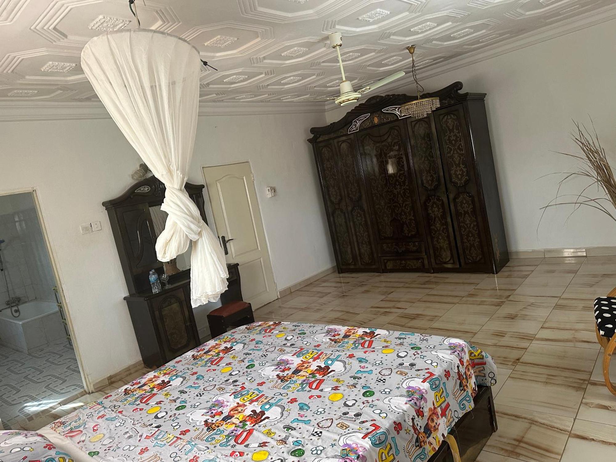 Fhs Foundation House Bijilo Bagian luar foto